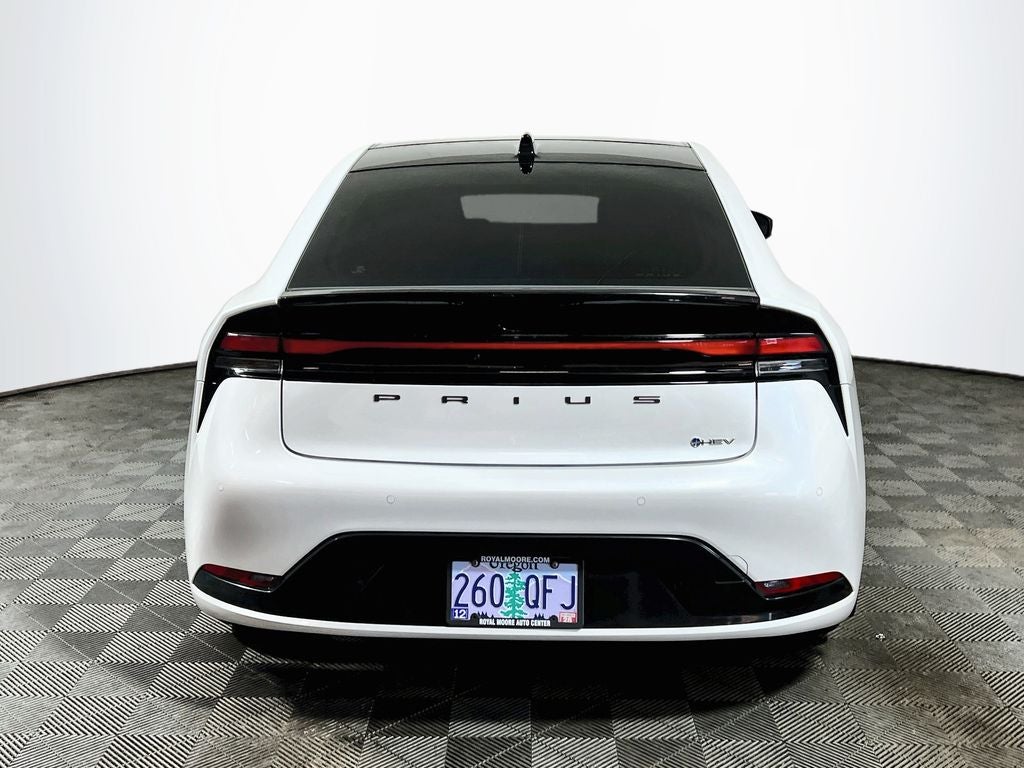 2024 Toyota Prius XLE