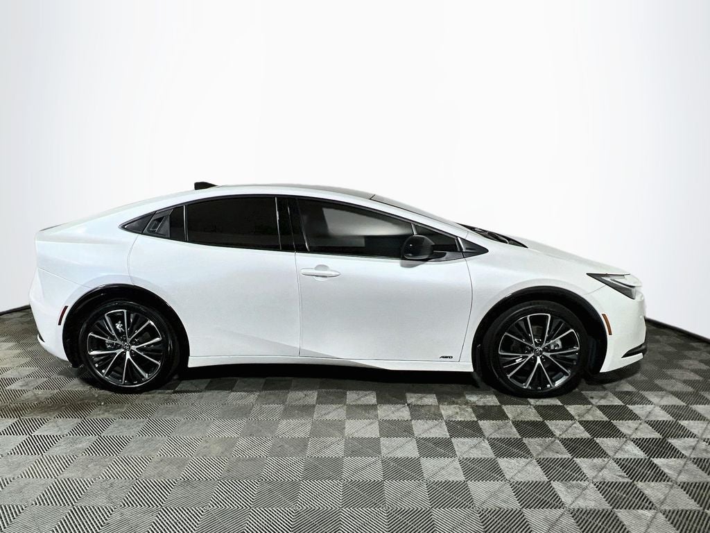 2024 Toyota Prius XLE