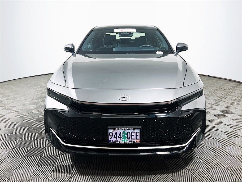 2025 Toyota Crown Platinum