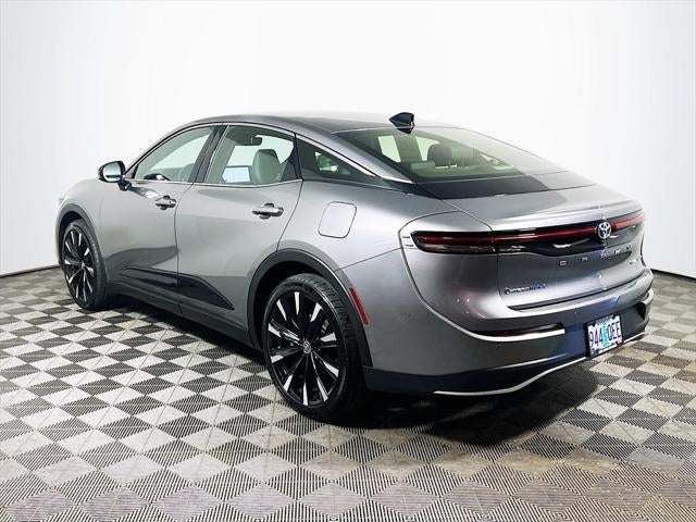 2025 Toyota Crown Platinum