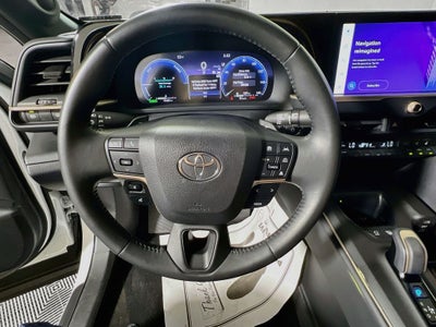 2023 Toyota Crown Platinum