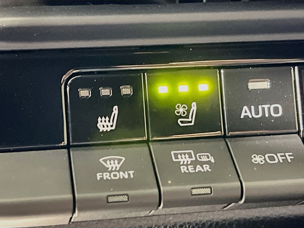 2023 Toyota Crown Platinum
