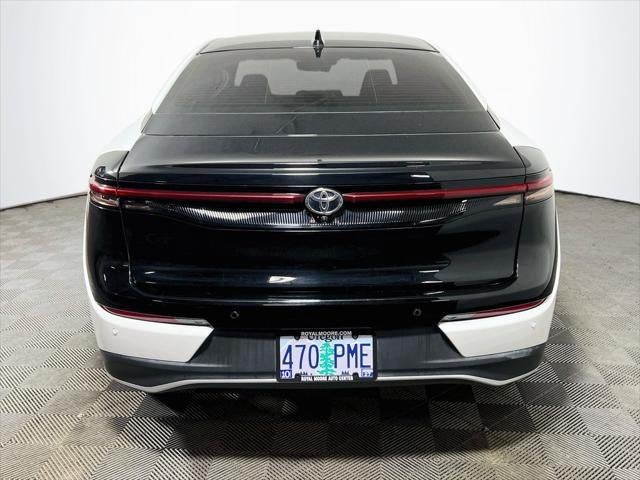 2023 Toyota Crown Platinum