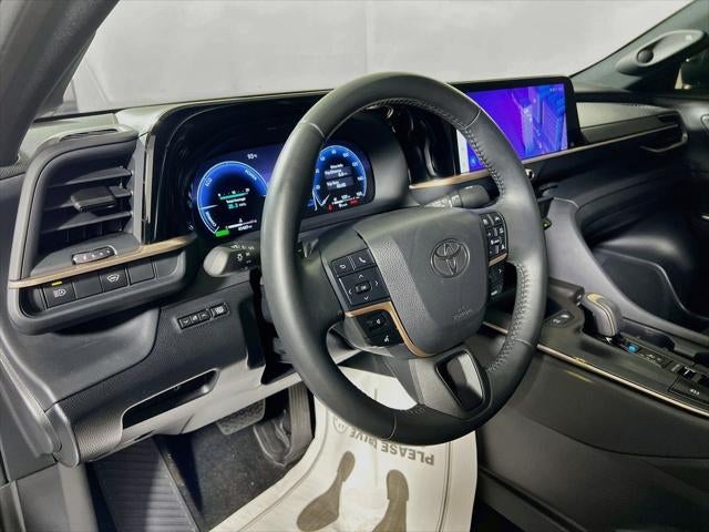 2023 Toyota Crown Platinum