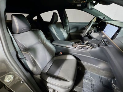 2025 Toyota Crown Platinum