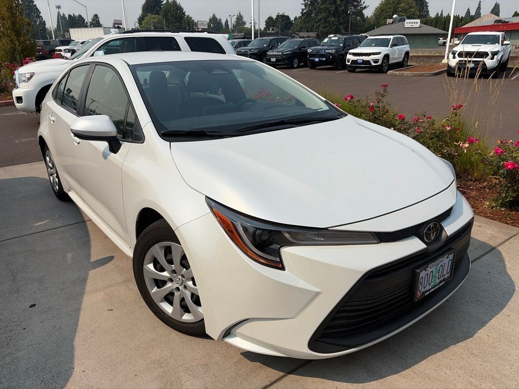 2025 Toyota Corolla LE