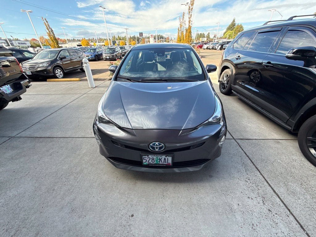 2017 Toyota Prius Three Touring