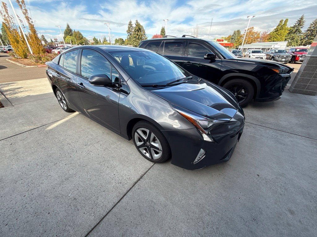 2017 Toyota Prius Three Touring