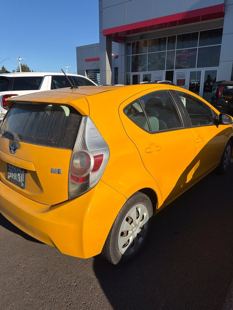 2014 Toyota Prius c Four