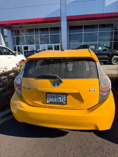 2014 Toyota Prius c Four