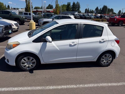 2012 Toyota Yaris LE