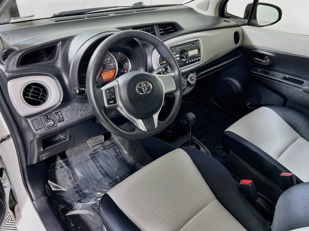 2012 Toyota Yaris LE