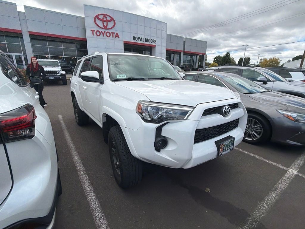 2018 Toyota 4Runner SR5