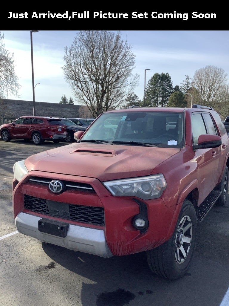 2024 Toyota 4Runner TRD Off-Road