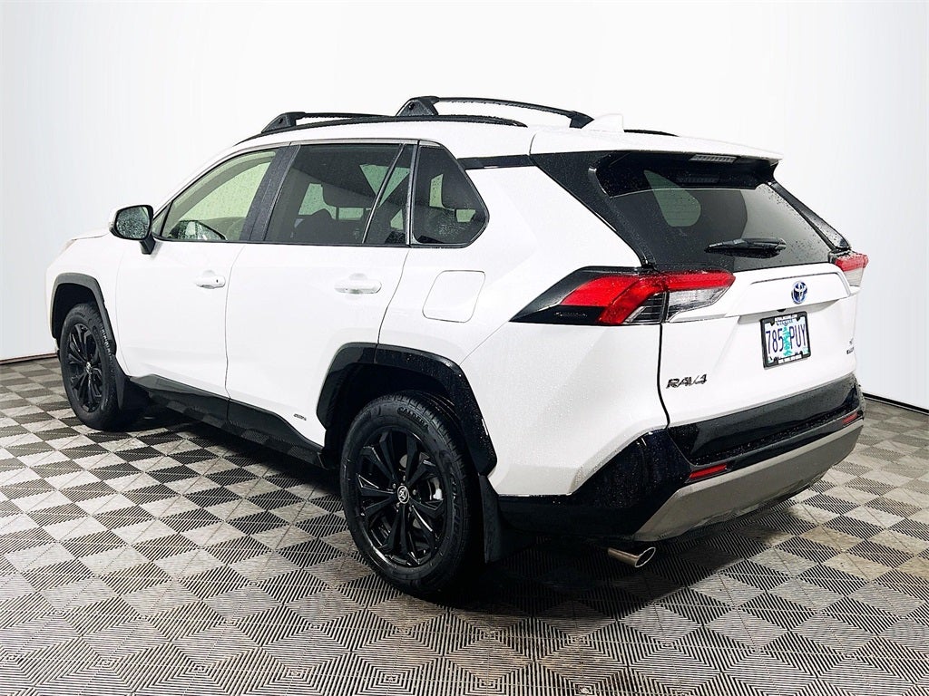 2023 Toyota RAV4 Hybrid SE