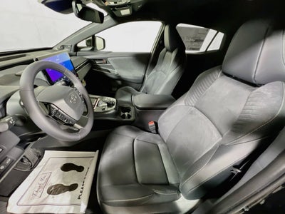 2026 Toyota C-HR XSE