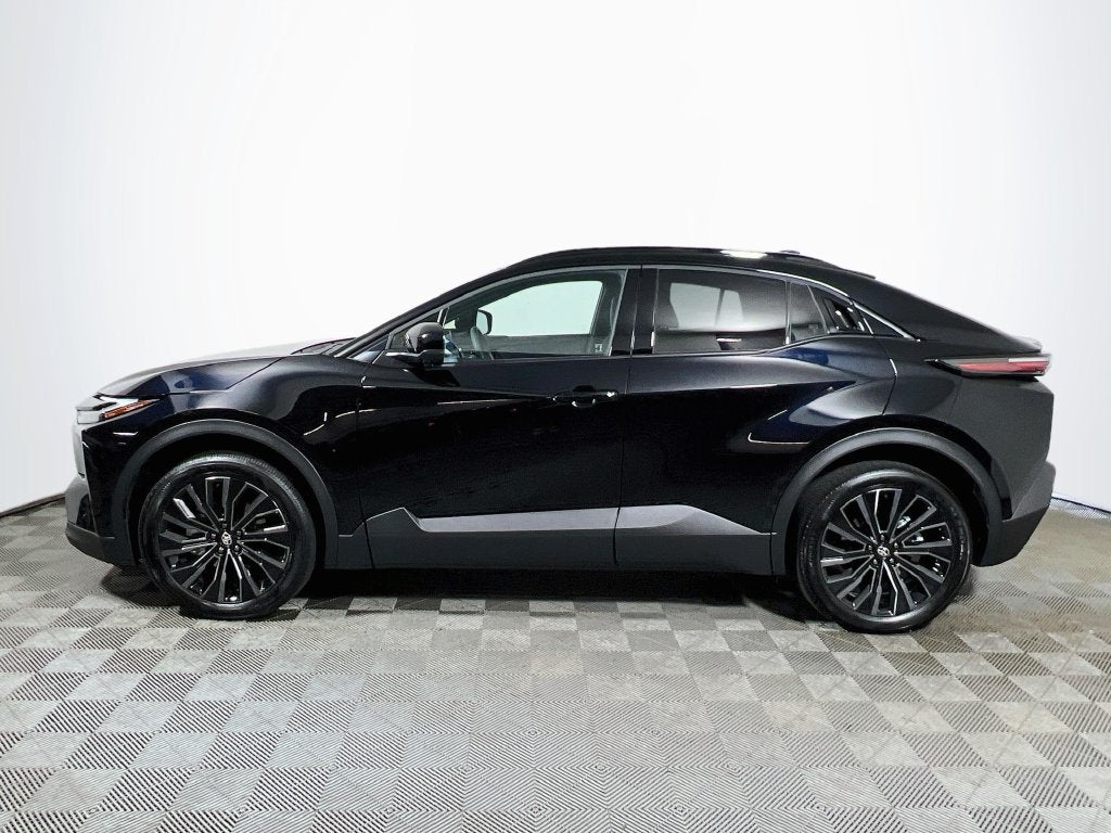 2026 Toyota C-HR XSE