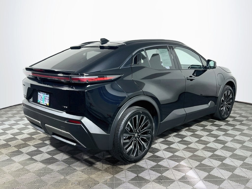 2026 Toyota C-HR XSE