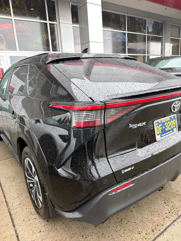2024 Toyota bZ4X XLE