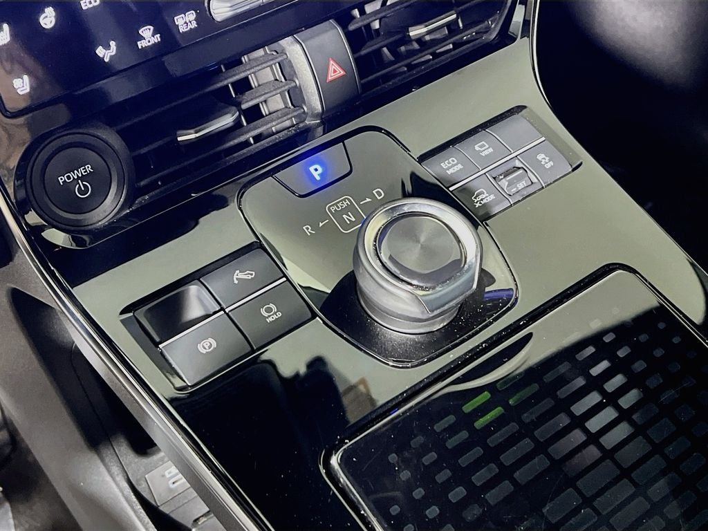 2023 Toyota bZ4X Limited