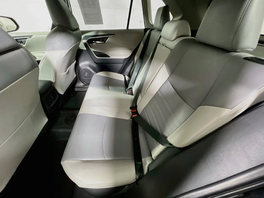 2021 Toyota RAV4 Hybrid XLE Premium