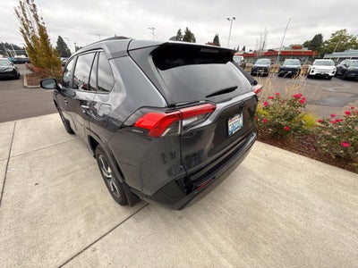 2024 Toyota RAV4 Prime SE