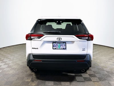 2025 Toyota RAV4 LE