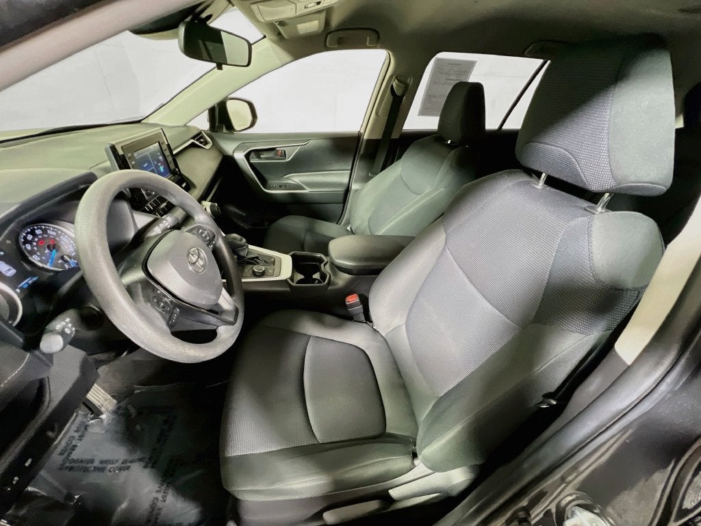 2020 Toyota RAV4 Hybrid LE