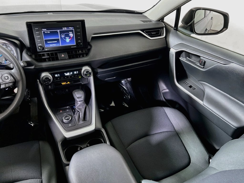 2020 Toyota RAV4 Hybrid LE