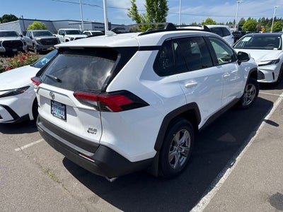 2025 Toyota RAV4 Hybrid XLE