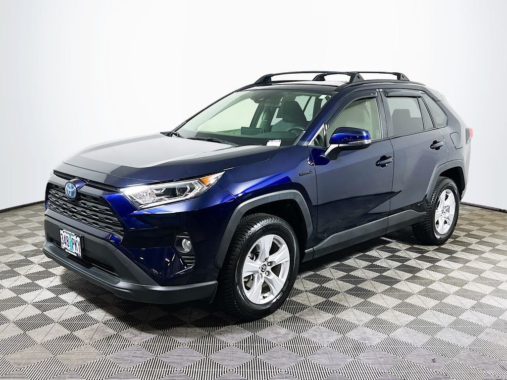 2020 Toyota RAV4 Hybrid XLE