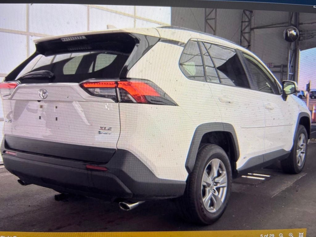 2025 Toyota RAV4 Hybrid XLE
