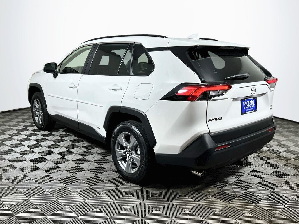 2025 Toyota RAV4 Hybrid XLE