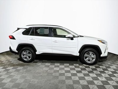 2025 Toyota RAV4 Hybrid XLE