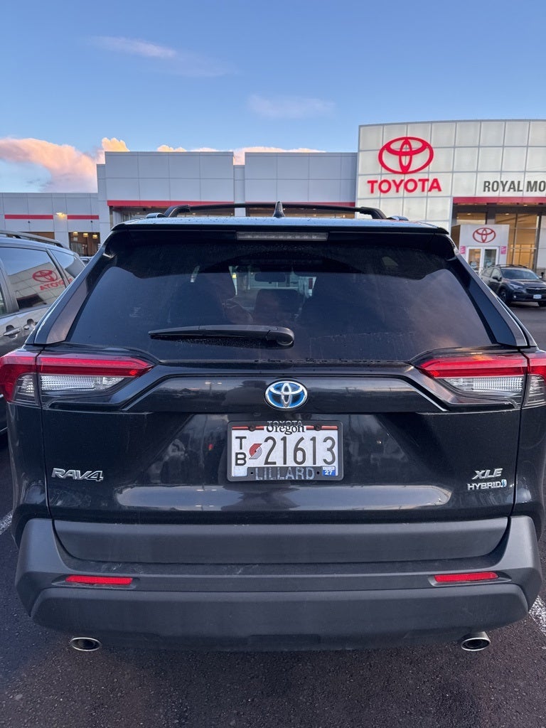 2019 Toyota RAV4 Hybrid XLE