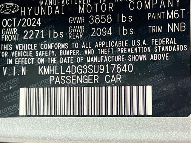 2025 Hyundai Elantra SE