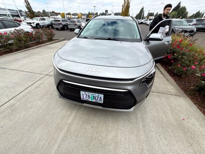 2023 Kia Niro EX