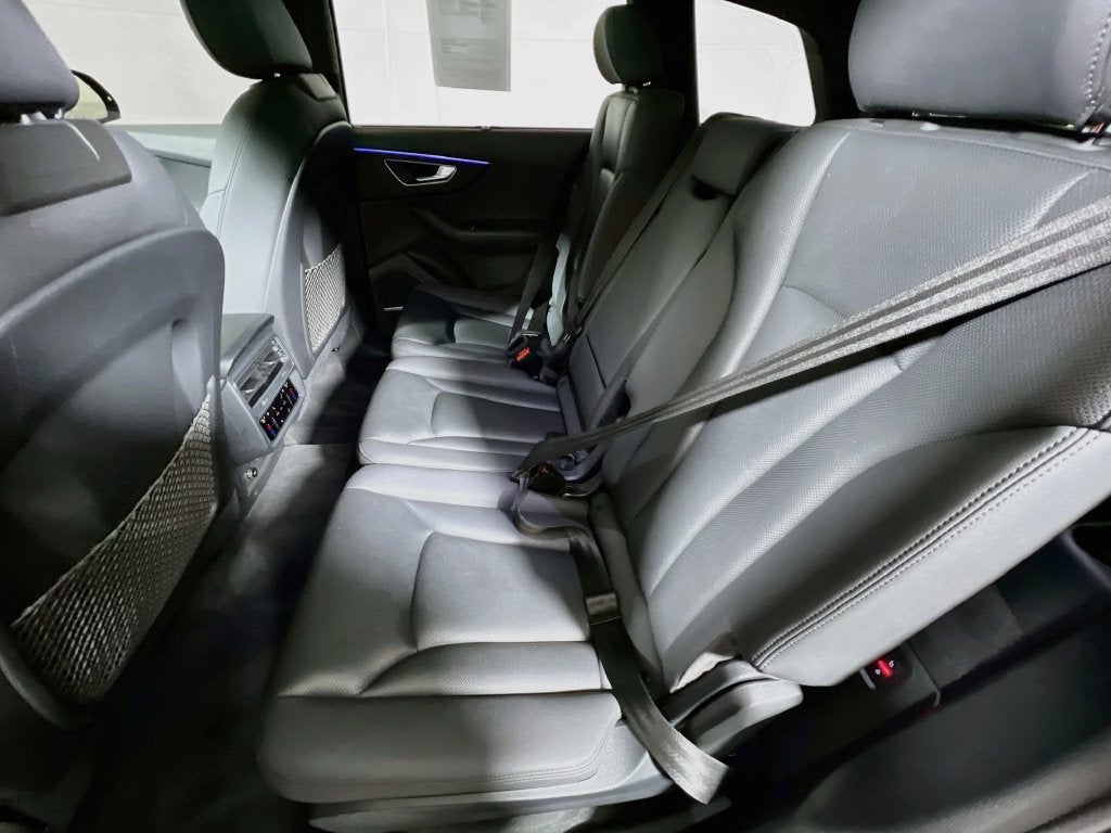 2021 Audi Q7 55 Prestige quattro