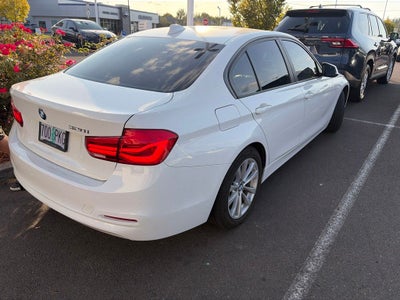 2018 BMW 3 Series 320i