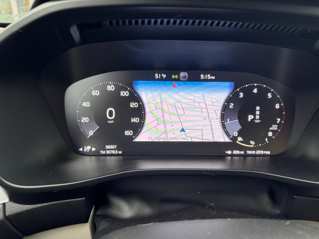 2021 Volvo XC40 Momentum